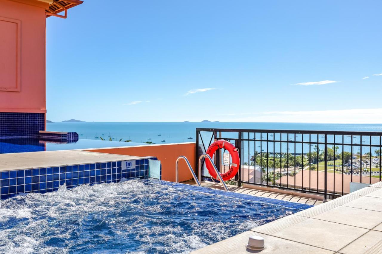 Martinique Whitsunday Resort Airlie Beach Exterior foto