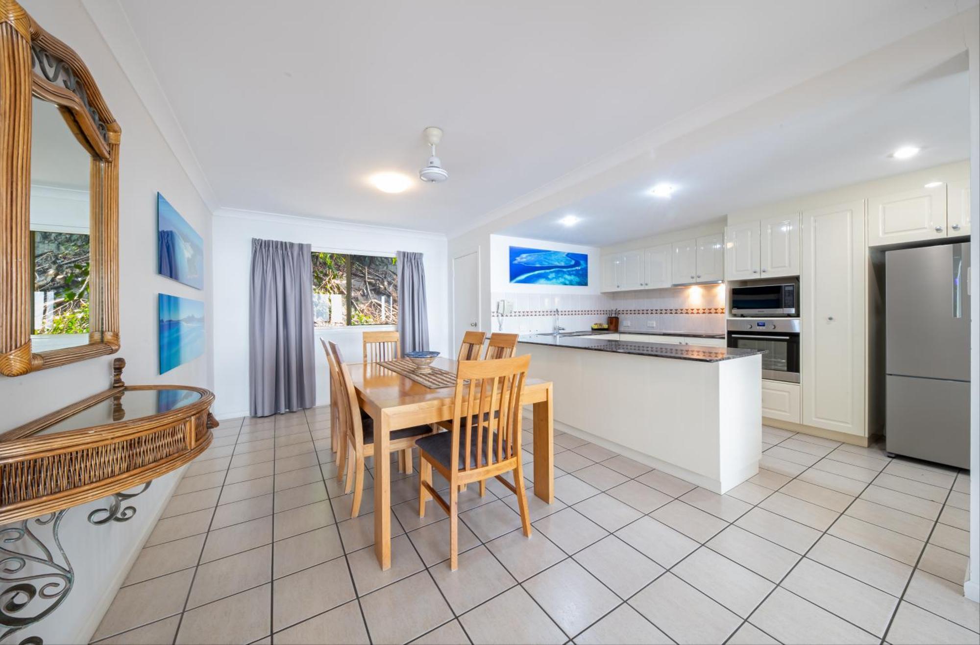 Martinique Whitsunday Resort Airlie Beach Exterior foto
